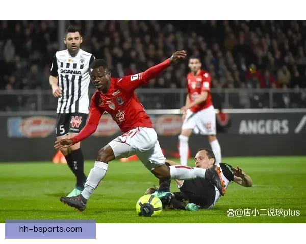 欧塞尔力克群雄斩获法乙桂冠成功重返法甲赛场