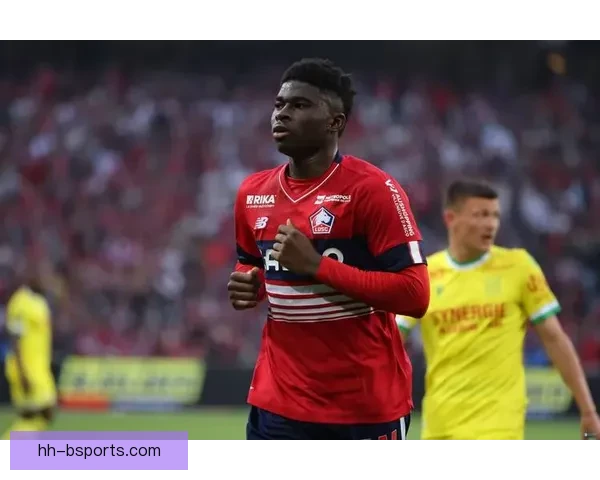 罗马主场强势出击四球横扫布莱顿获胜